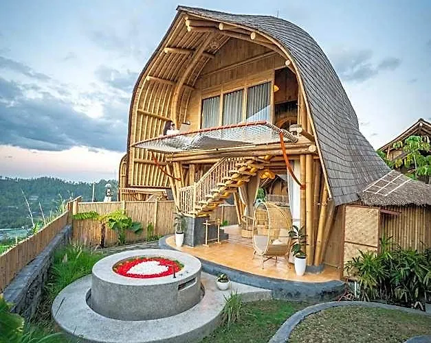 ホテル The Dewi Eco Bamboo Toya Bungkah